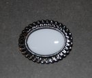 Brosch antik platina platta 25x18mm